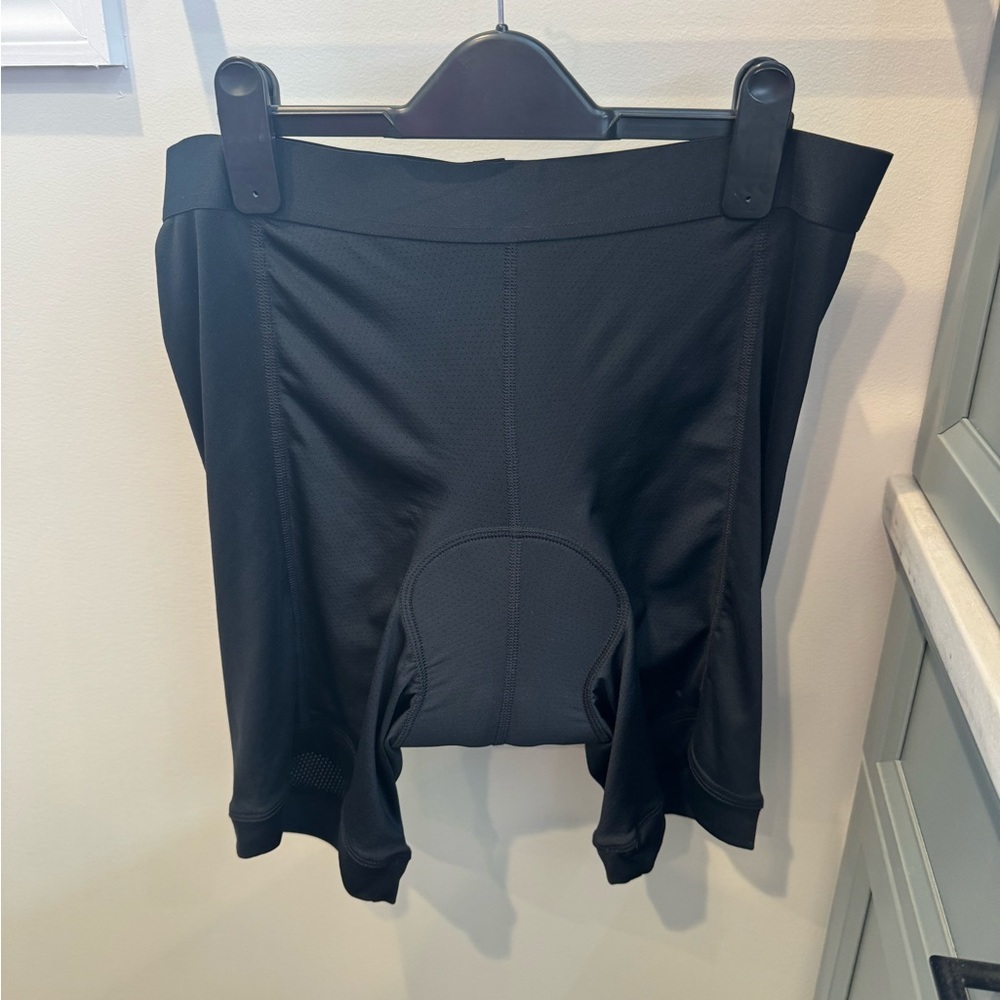 Padded biking shorts liner